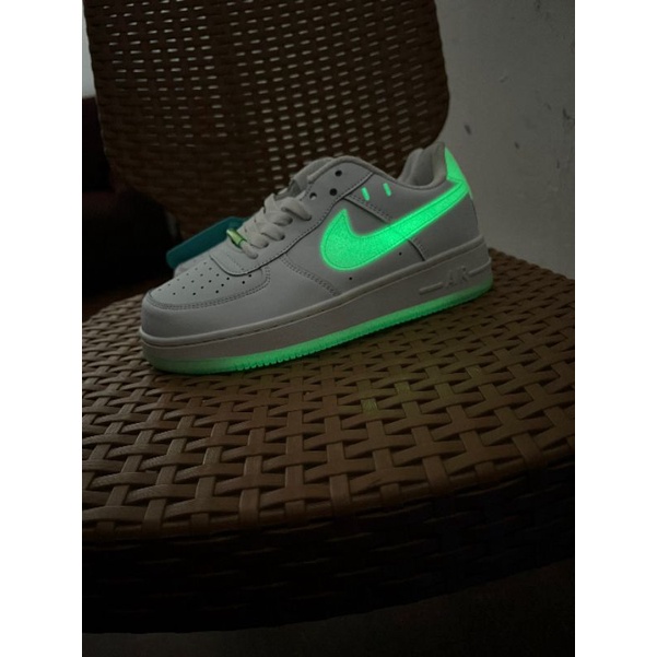 Zapatillas para mujer/hombre Nike air force 1 glow in the dark white | Colombia
