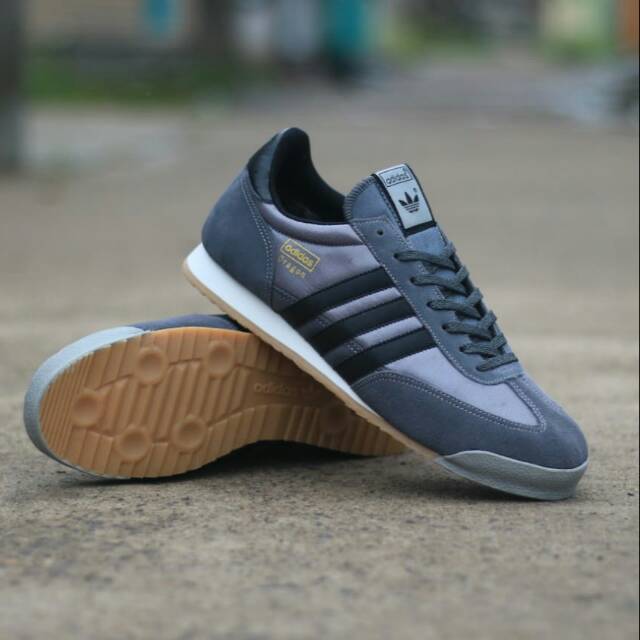 adidas dragon gris homme