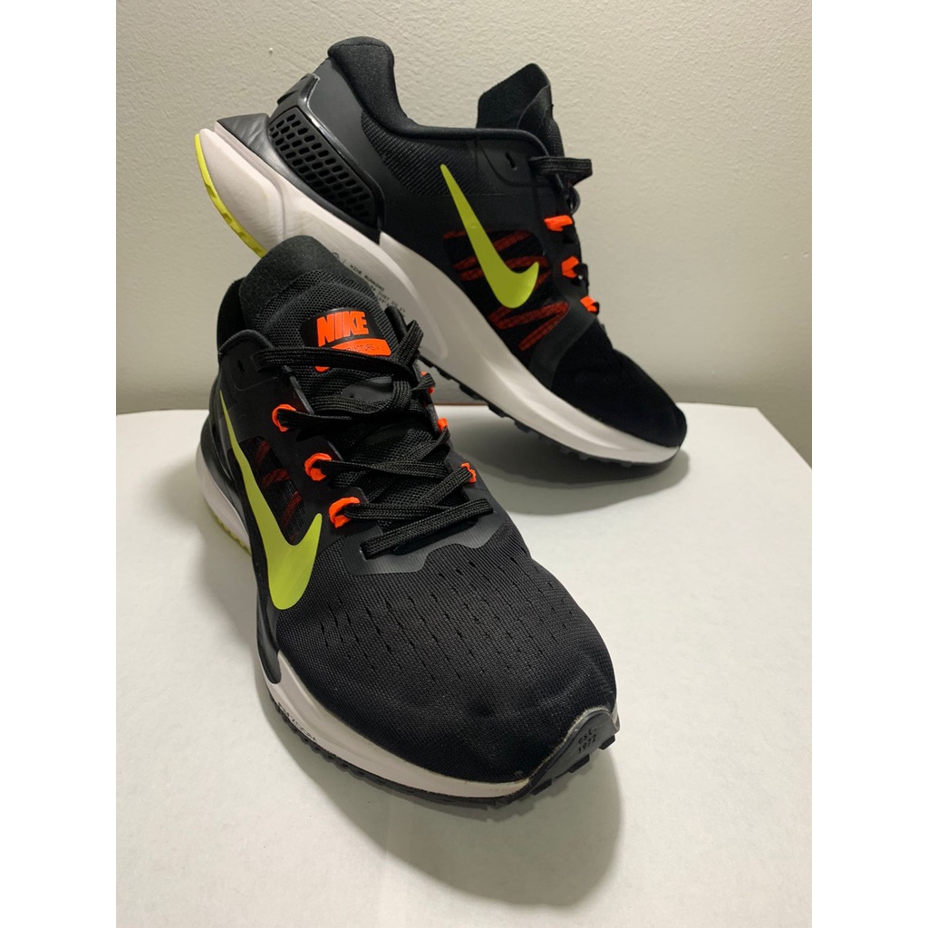 nike zoom structure v15