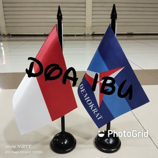 Image of Demokrat + bastones de madera de bandera de fiesta de INDONESIA
