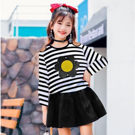 Los últimos trajes para niñas presentes estilo coreano ropa para  adolescentes diario linda edad 12 15 años Sabrina Box Sabrina raya falda  Mentari | Shopee Colombia