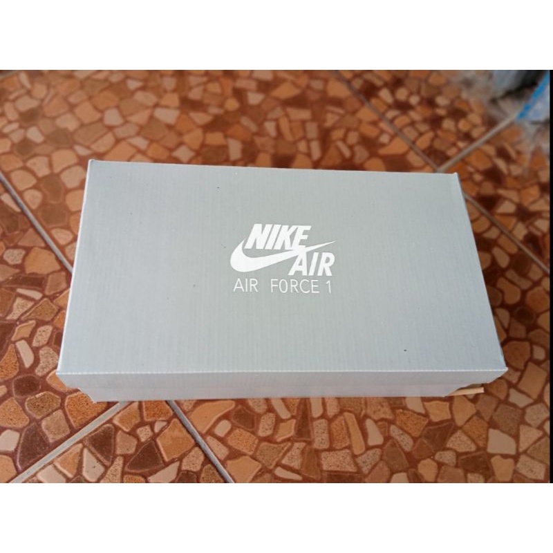 Cariñoso pómulo abrazo Caja de zapatos, caja de zapatos, zapatos inerbox, caja de zapatos Nike air  Force one | Shopee Colombia