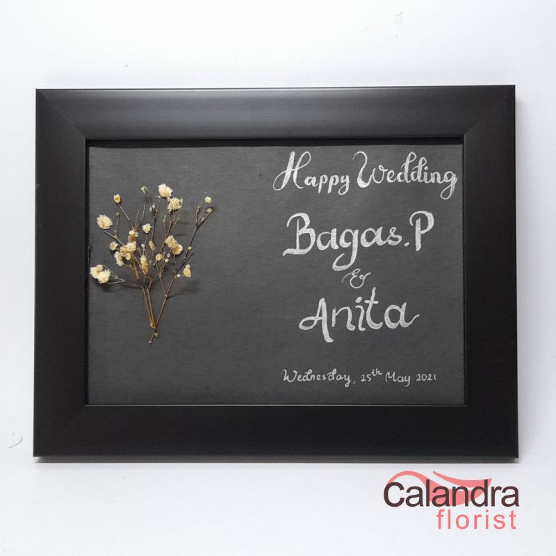 Letras negras | Regalo barato | Regalo único | Regalo de boda | Regalo  personalizado | Flores secas | Caja de regalo | Shopee Colombia