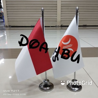 Image of Poste stenlis de mesa + PKS + bandera de fiesta de INDONESIA