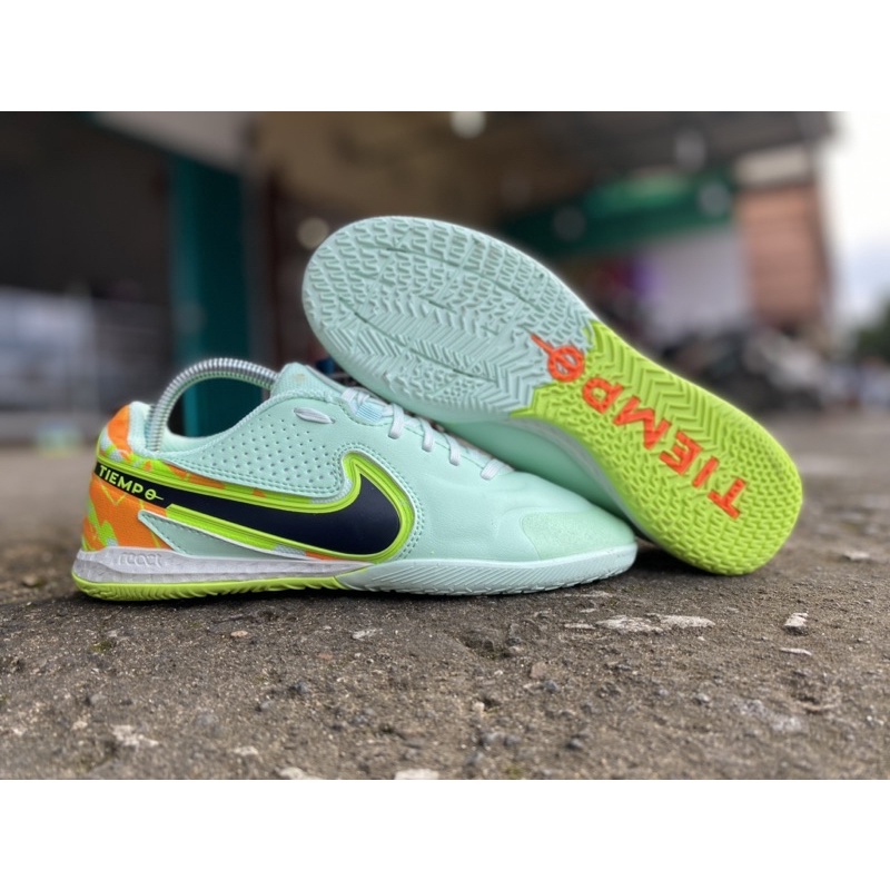nike tiempo futsala