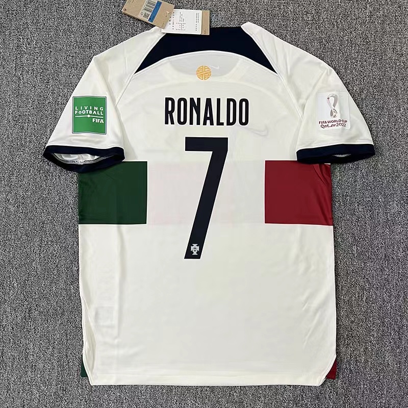 Cristiano Ronaldo Portugal 2022/23 Stadium Home Men's Nike Dri-FIT Football  Shirt