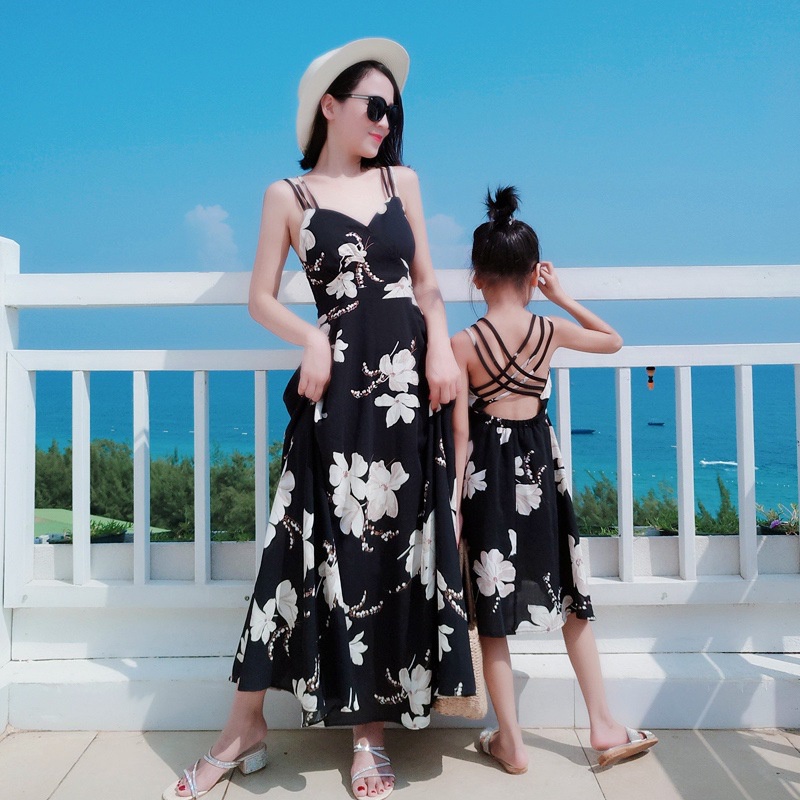 Ropa Madre E Hija] De Padre Hijo Verano 2022 Versión Coreana Vestido De  Tirantes Estampados De Longitud Media Falda De Playa V | Shopee Colombia